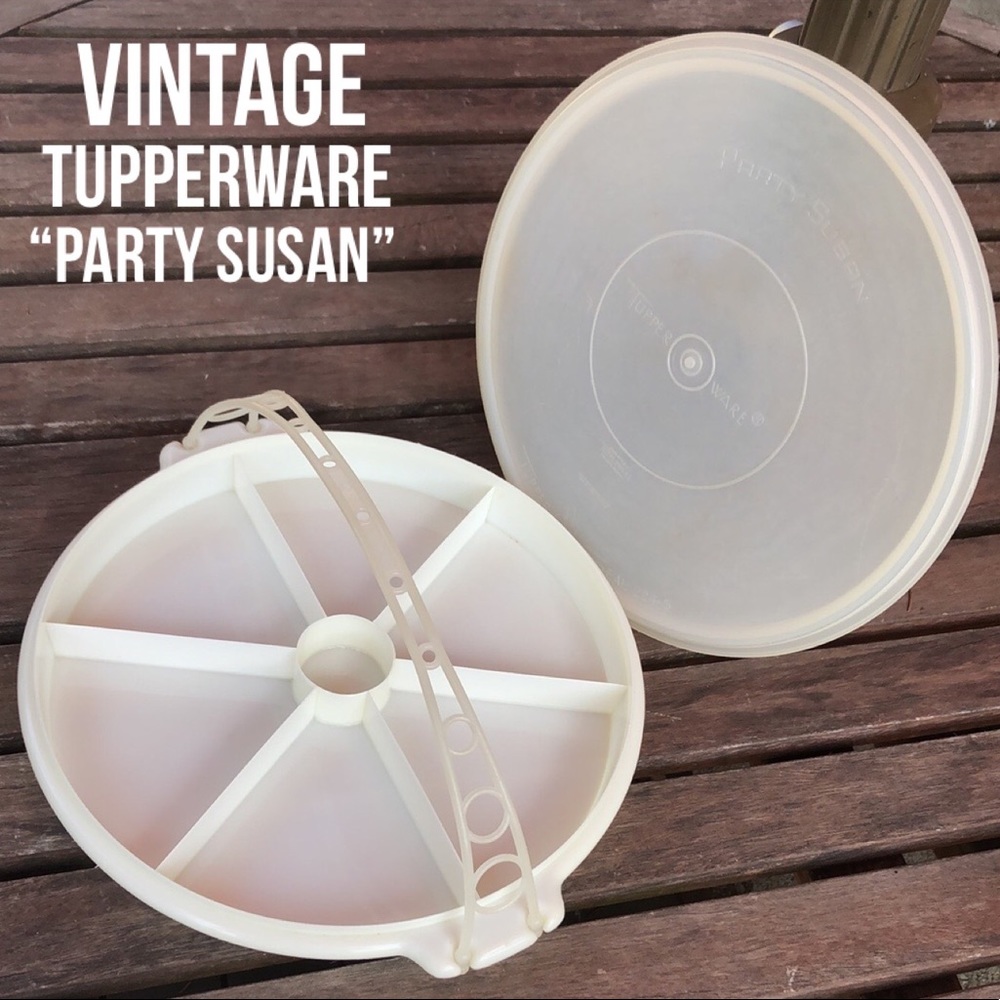 Vintage “Party Susan” Tupperware Divided Tray-Lid & Removable Handle-12in